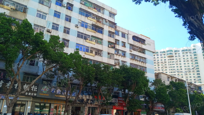 和平大厦外景图