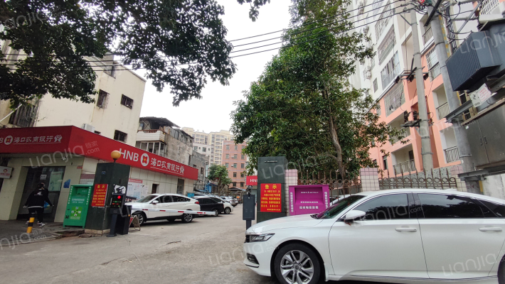 农商行宿舍外景图