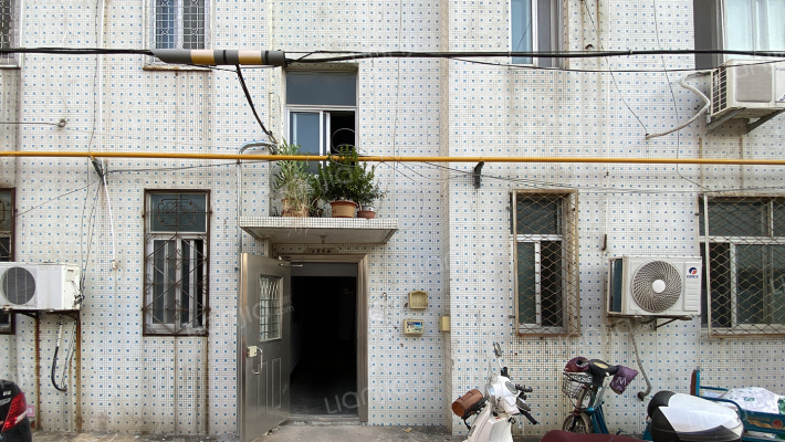 商业局宿舍小区外景图