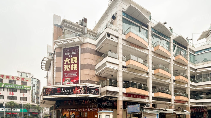 宏骏广场外景图