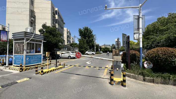 朝阳工商宿舍外景图