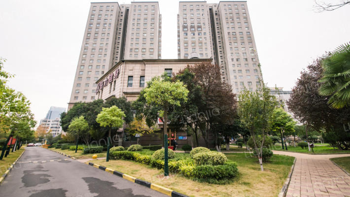 建业广场外景图