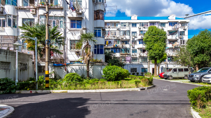 博三小区外景图