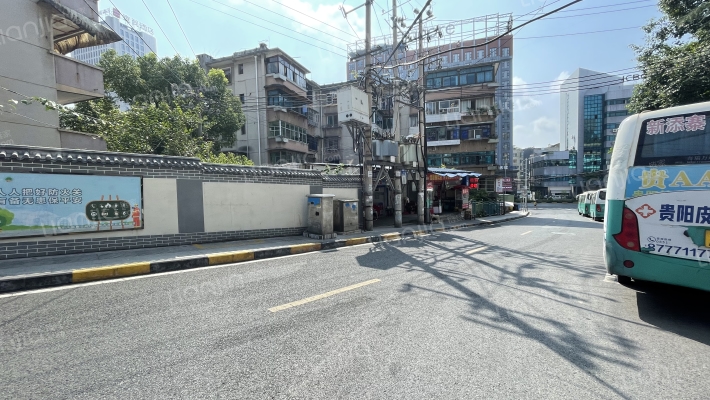 集资宿舍外景图