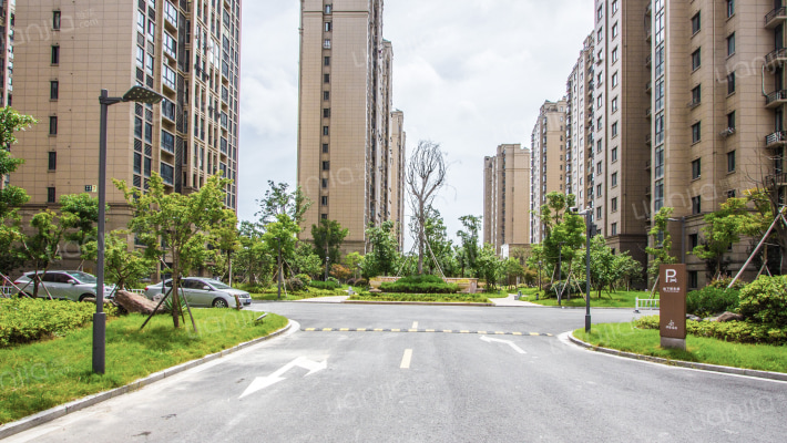 洋墅名苑外景图