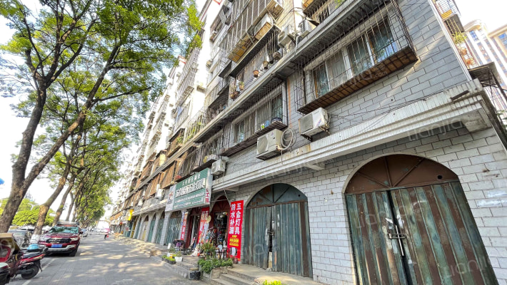 松鹤路26号工商局家属院外景图