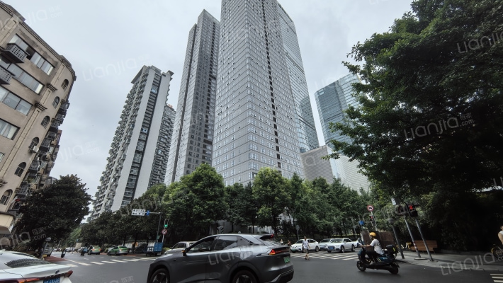 东方广场外景图