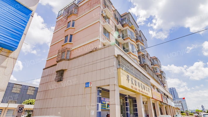 华东轻纺针织城二期外景图