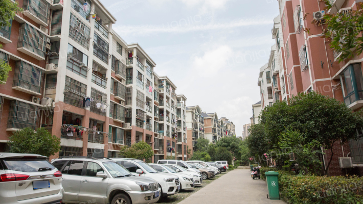 白帝海棠小区外景图