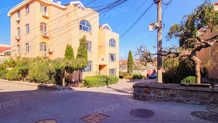 乳山别墅外景图