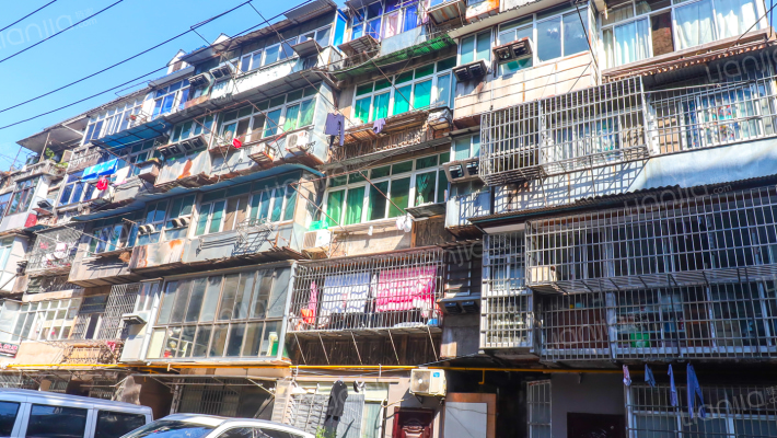 解放西路江拖宿舍外景图