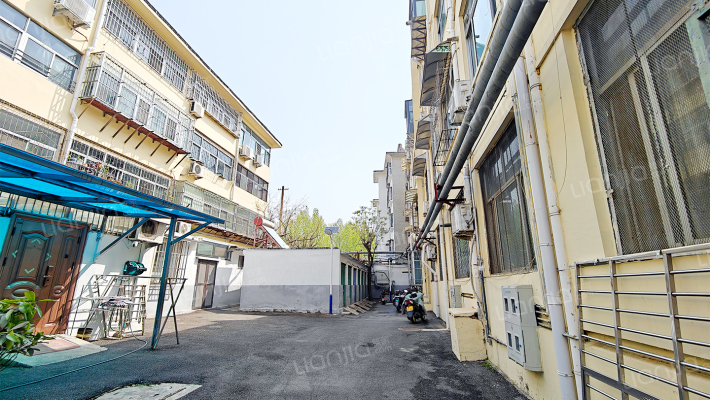 泰安聋哑学校宿舍外景图