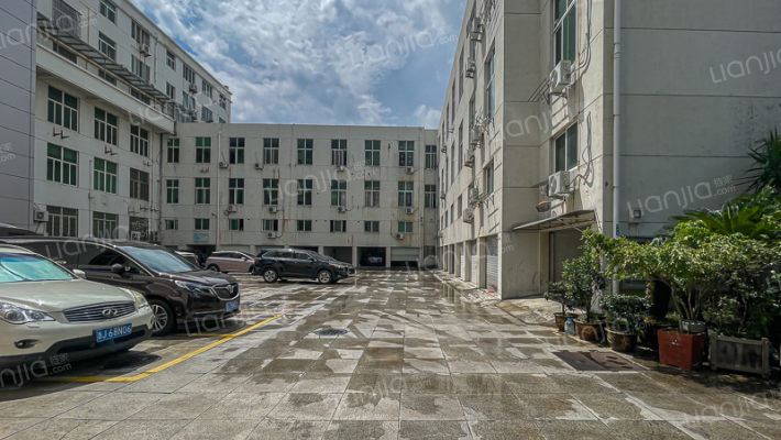 中山大厦外景图