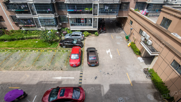 戚家名庭外景图