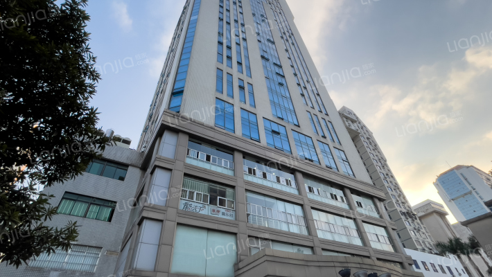 新兴大厦外景图