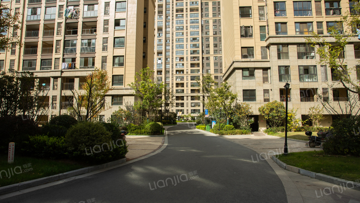 吾悦华府外景图