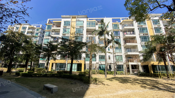 金碧丽江外景图