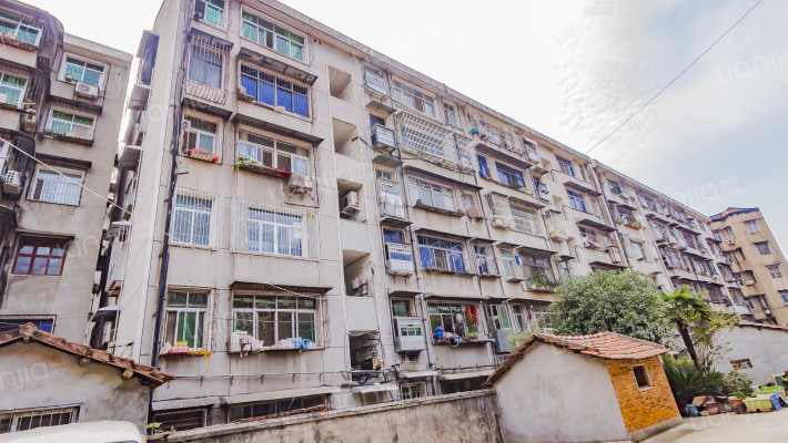 卫民巷38号外景图