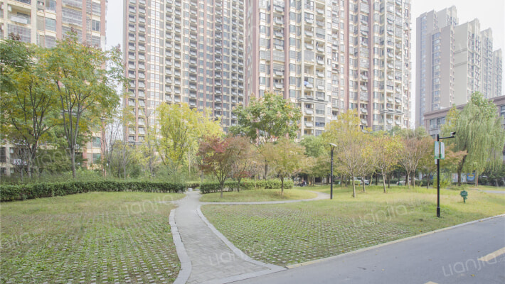 四里河畔D区外景图