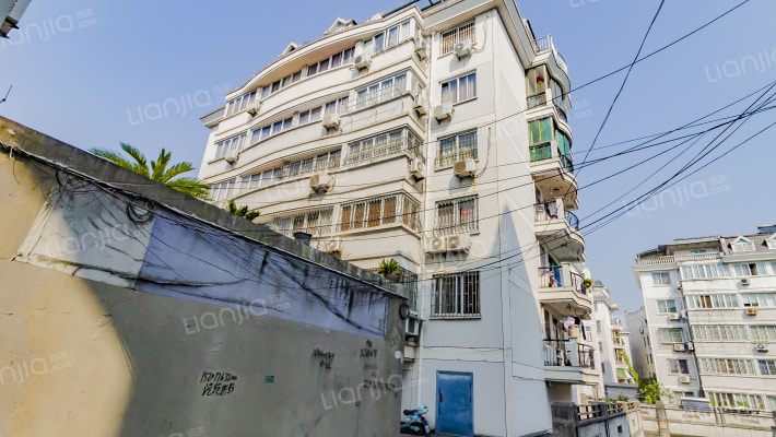 滨江广场B区外景图