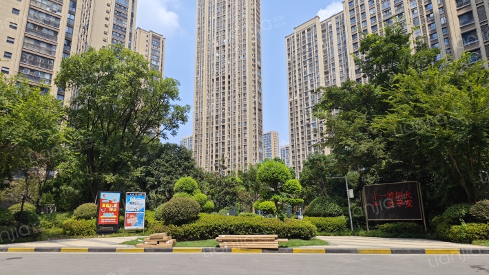 金科世界城C区外景图