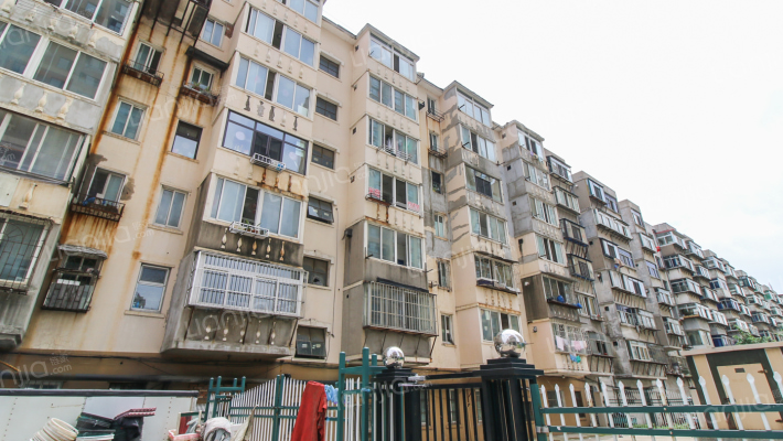 沙河镇街小区外景图