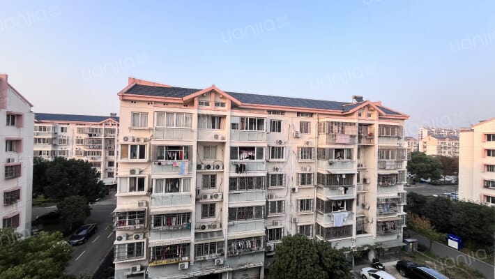 玉莲新村外景图