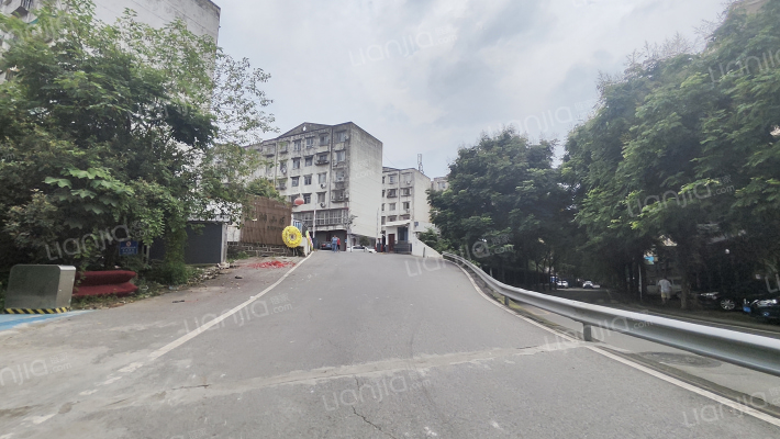 龙洞小区外景图