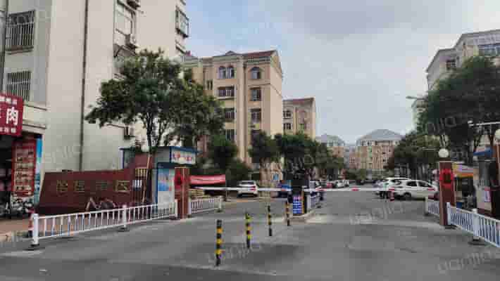 怡园南区外景图