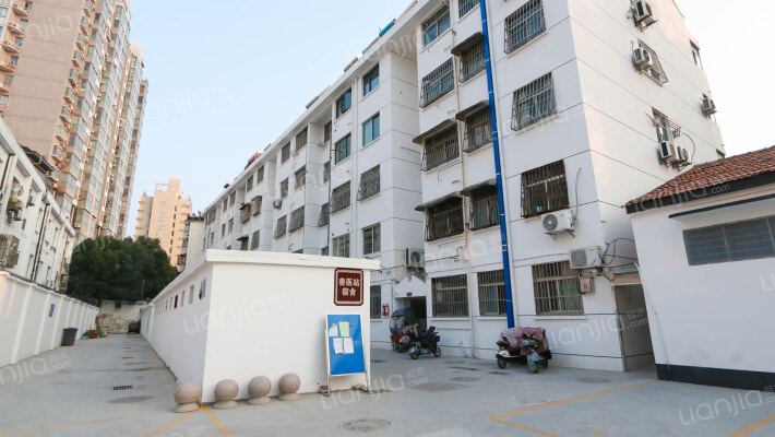 畜牧兽医站职工宿舍楼外景图