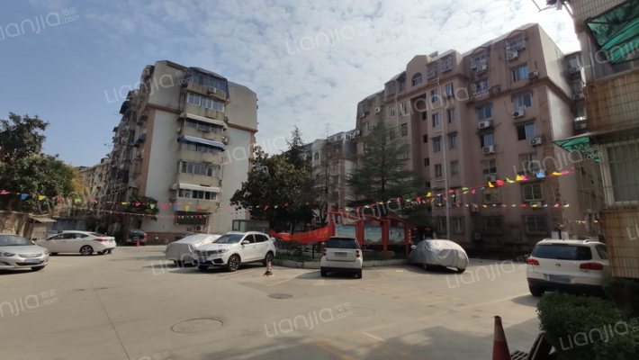 宏鹰大厦外景图