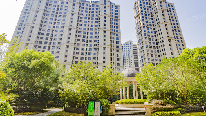 金域中央外景图