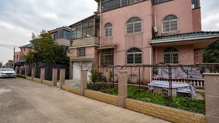 马山镇中成公寓外景图