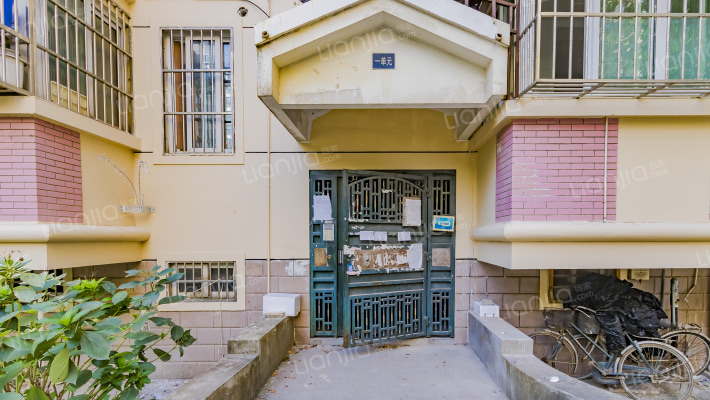 植物园宿舍外景图