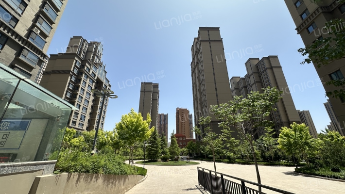 傲润天顺祥外景图