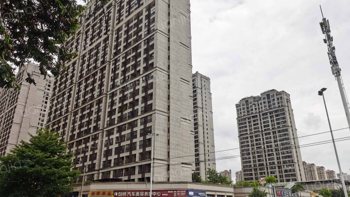 骋望剑桥郡外景图