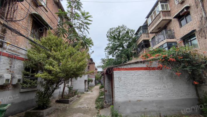 万善街6号院外景图