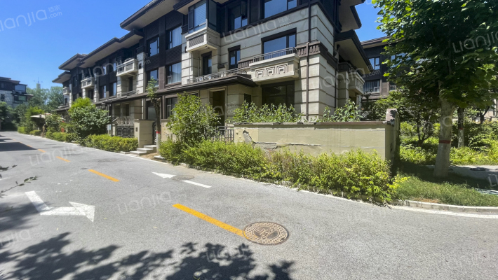 牛驼温泉孔雀城沁泉苑外景图