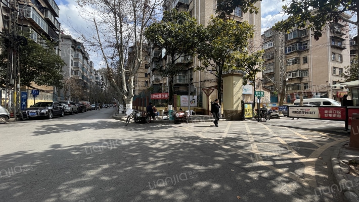 江岸小区月江里外景图