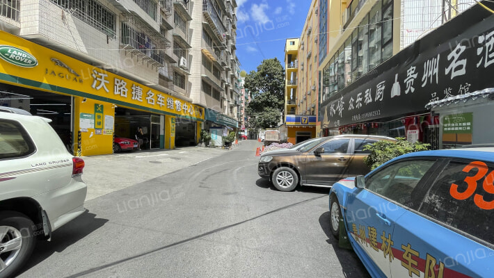 宝山南路244号外景图