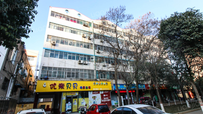 三国经贸家属院外景图