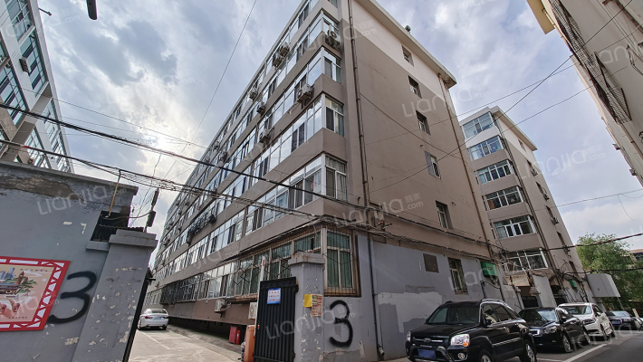 地税宿舍外景图