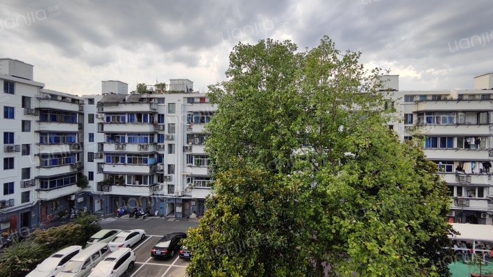 西小河小区外景图