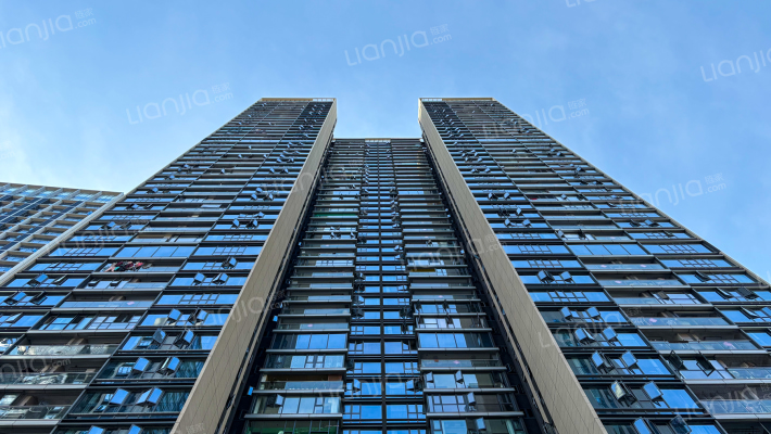 鹏瑞尚府外景图