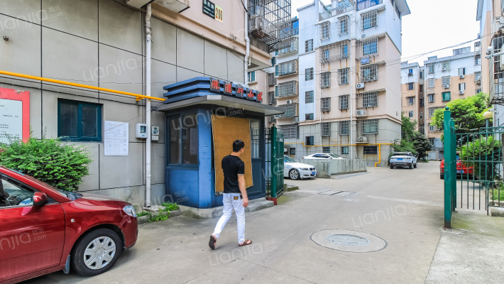 涨鉴碶小区外景图