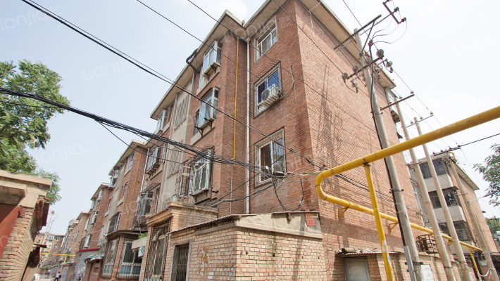 南市区机关宿舍三号区外景图