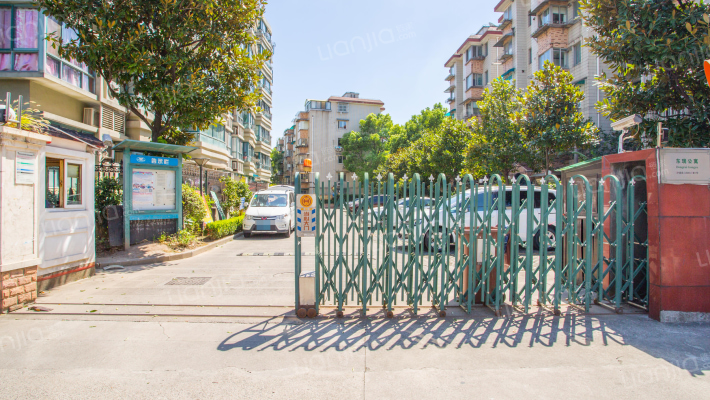 东瑞公寓外景图