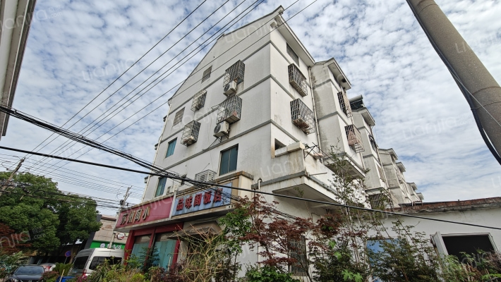 莘塔大街577号外景图