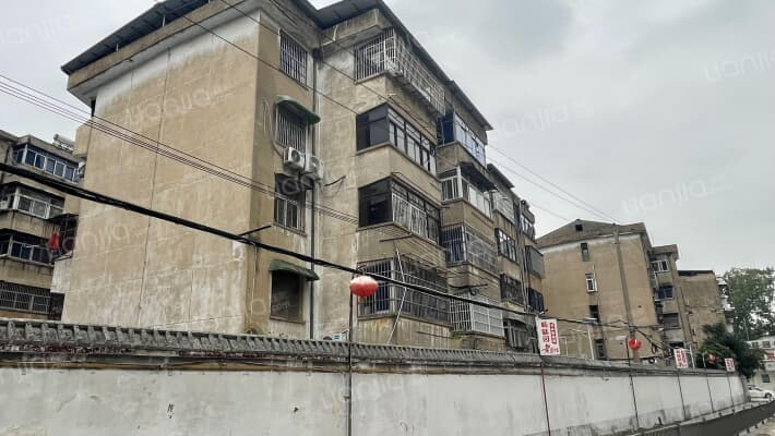 阜王路建行家属院外景图