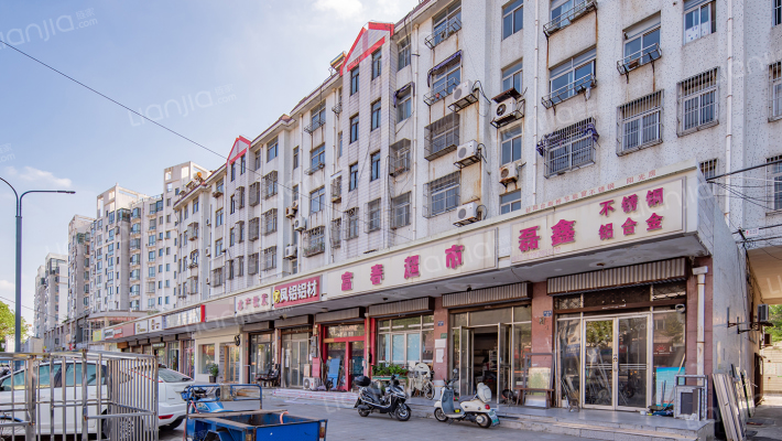 通丝联宿舍楼外景图